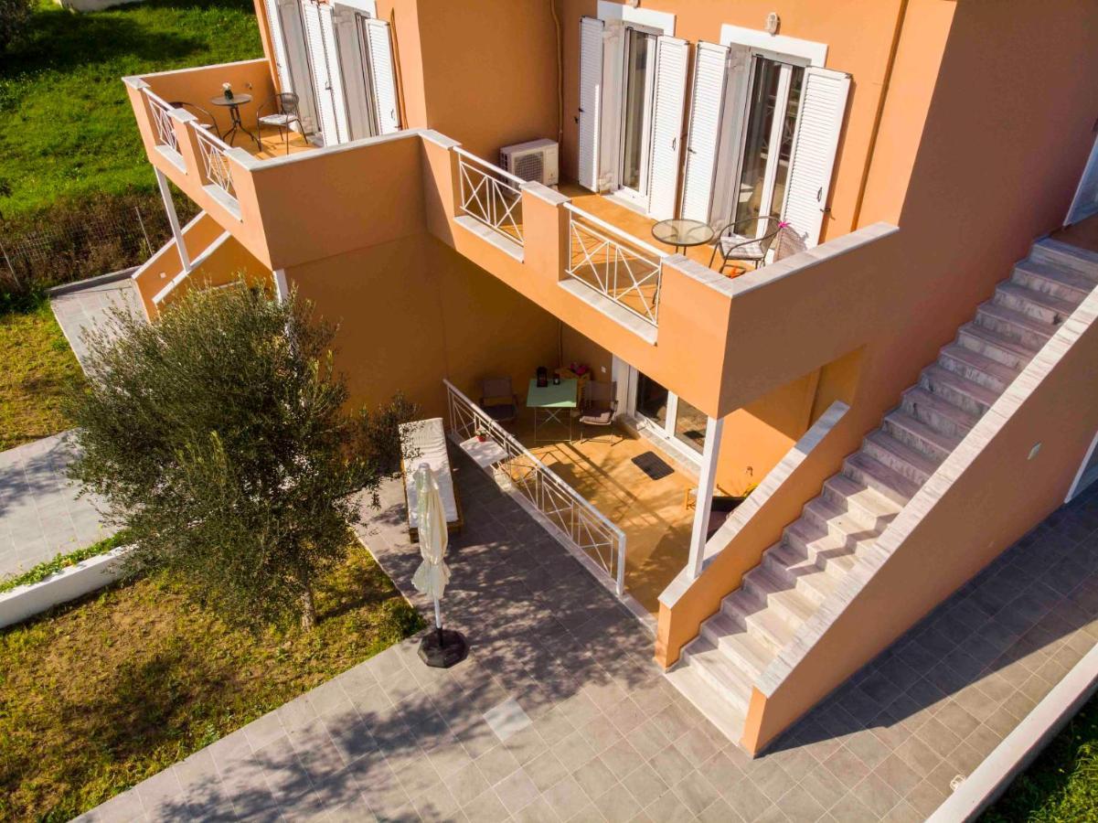 Laconian Collection Mavrovouni Beach House Gythio Exterior photo